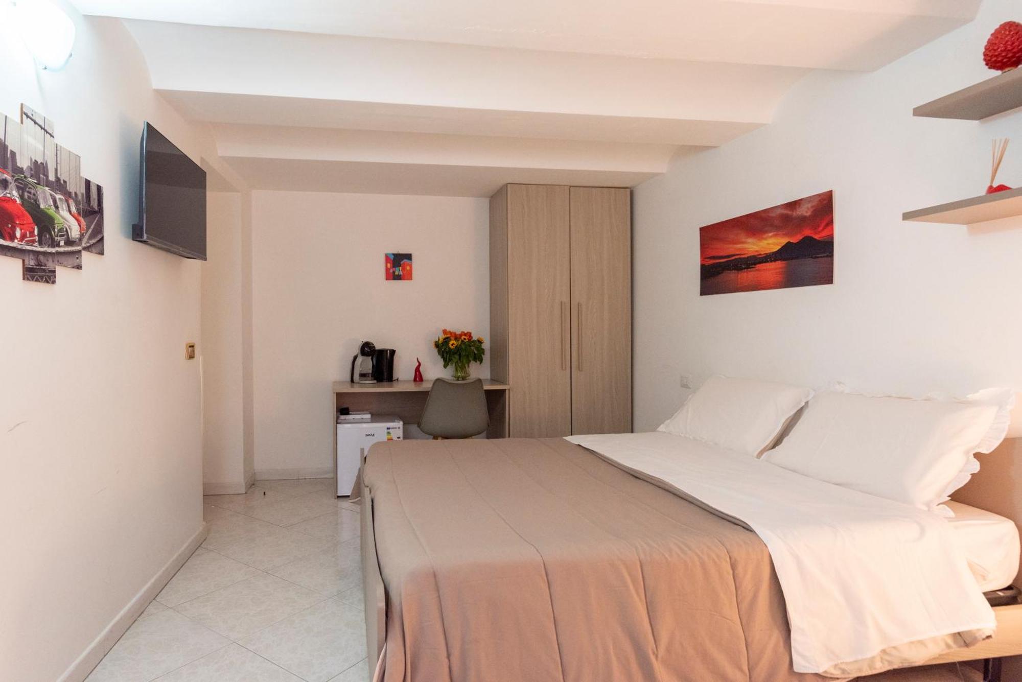 Napoli Centro, Dm Suites Zewnętrze zdjęcie