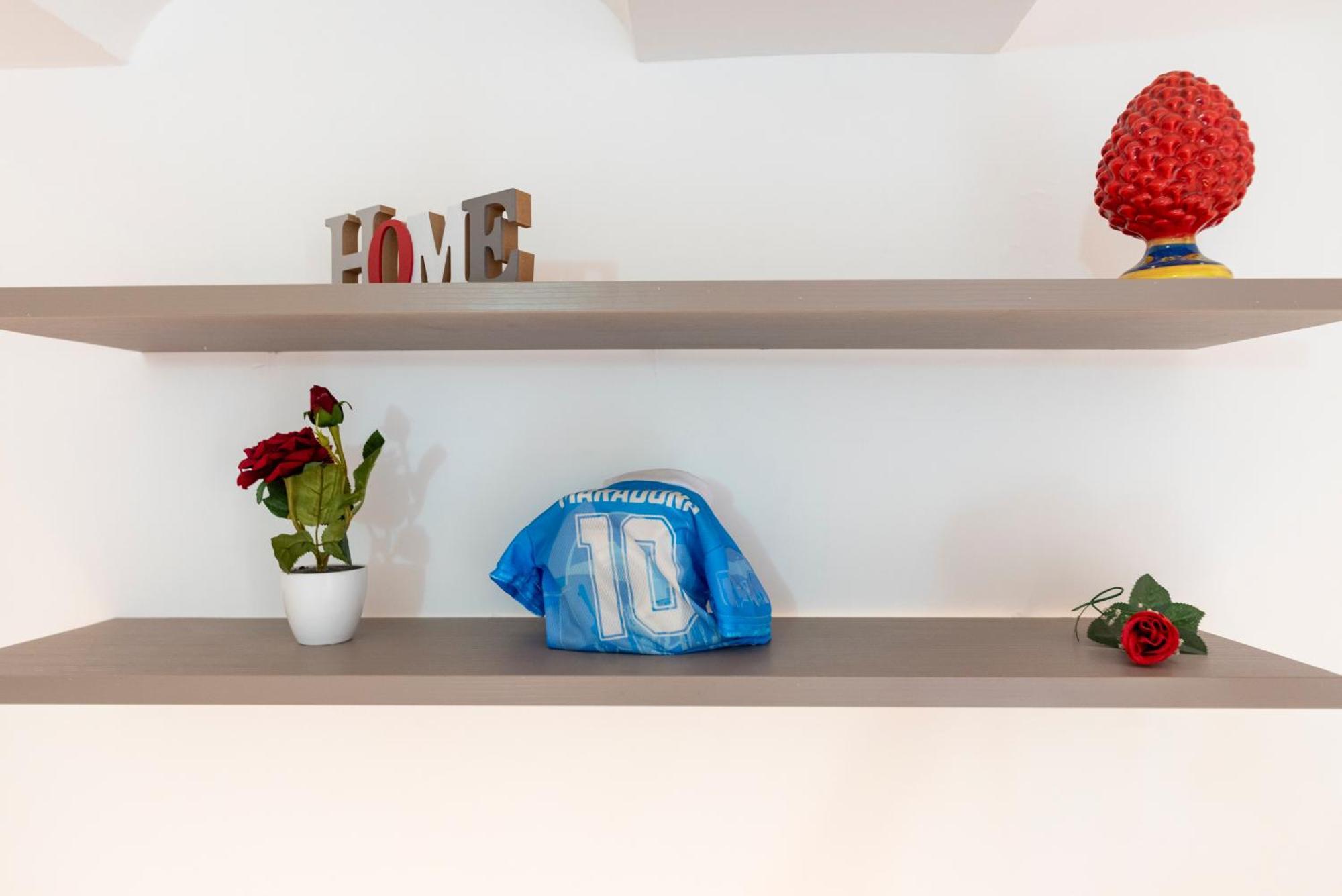 Napoli Centro, Dm Suites Zewnętrze zdjęcie