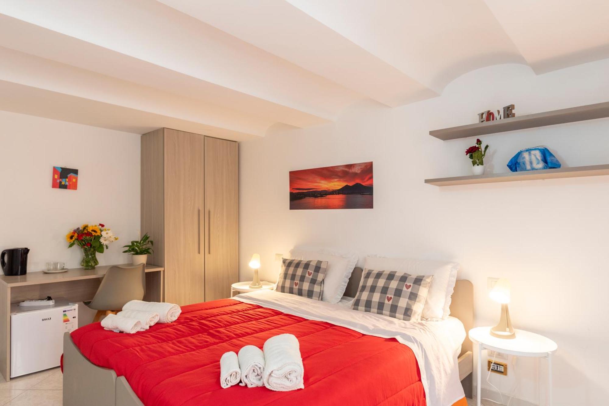 Napoli Centro, Dm Suites Zewnętrze zdjęcie